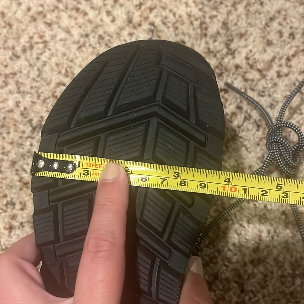 NEW Chaco lace up shoes - Picture 9 of 10